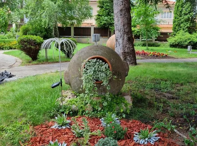 Pirin & 4* Бансько