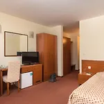 Hotel Pirin &